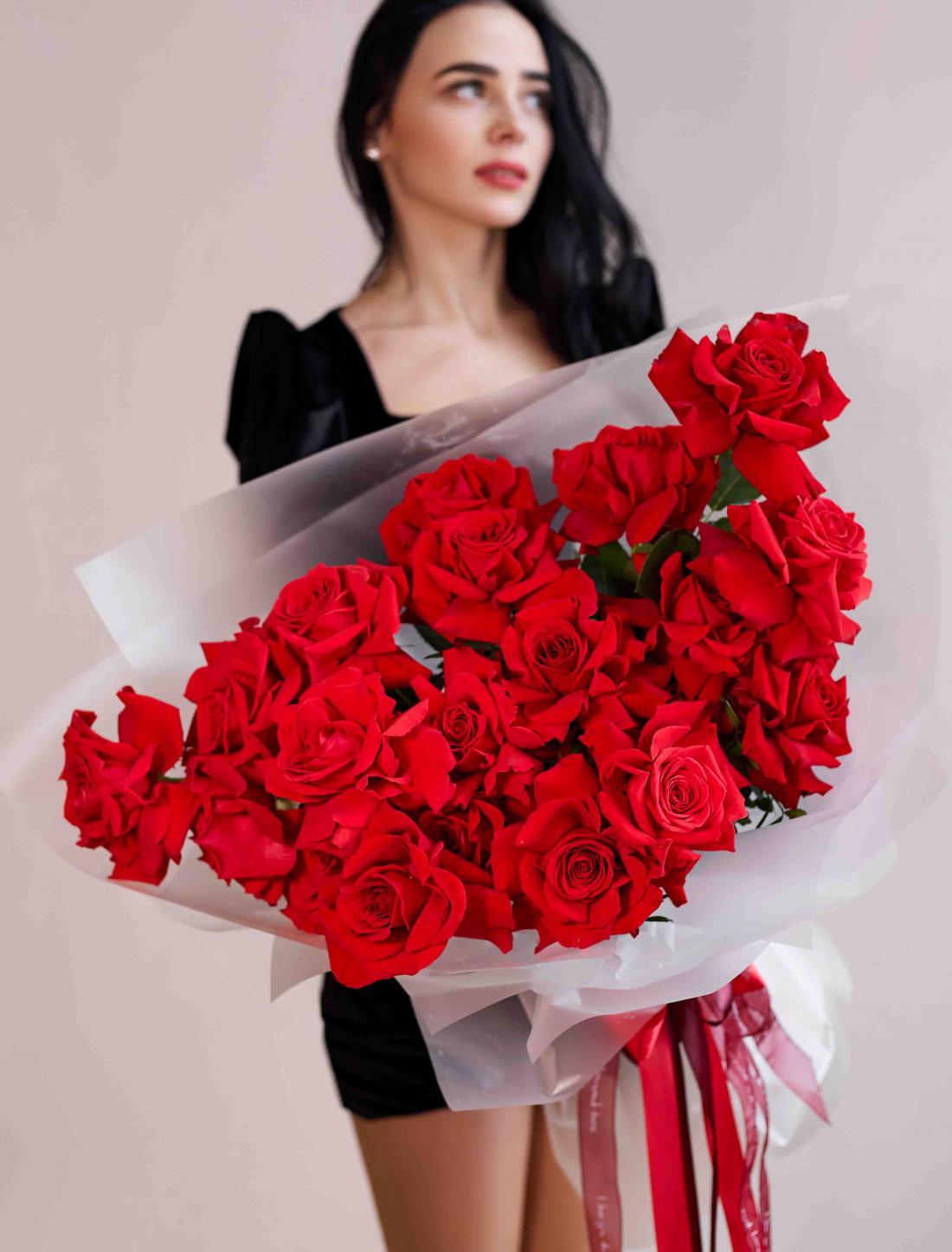 Смотрите, какая акция: букеты и композиции в магазине цветов "Эдем" со ...